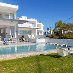 Elaia Luxury Seafront Villa