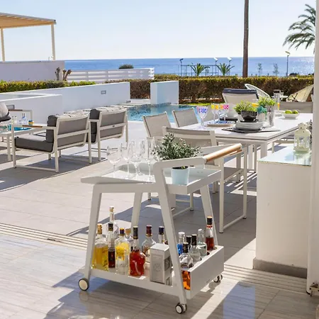 Elaia Luxury Seafront Villa