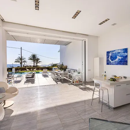 Elaia Luxury Seafront Villa *