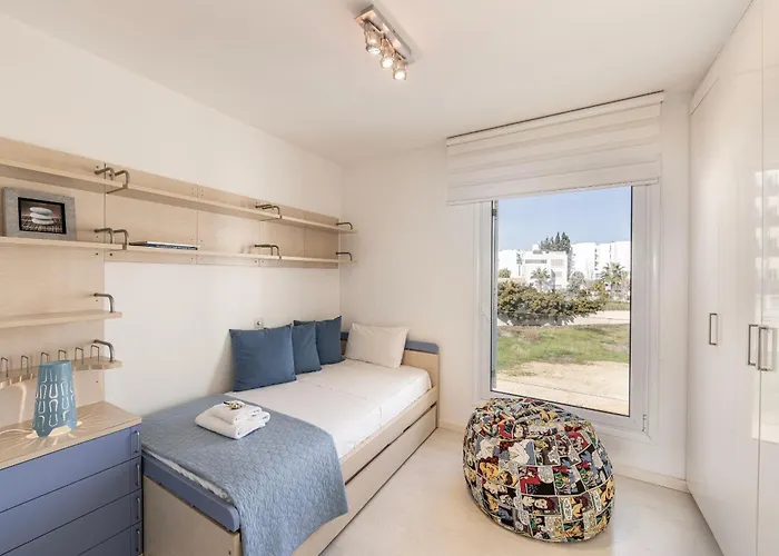 Elaia Luxury Seafront * פרוטאראס