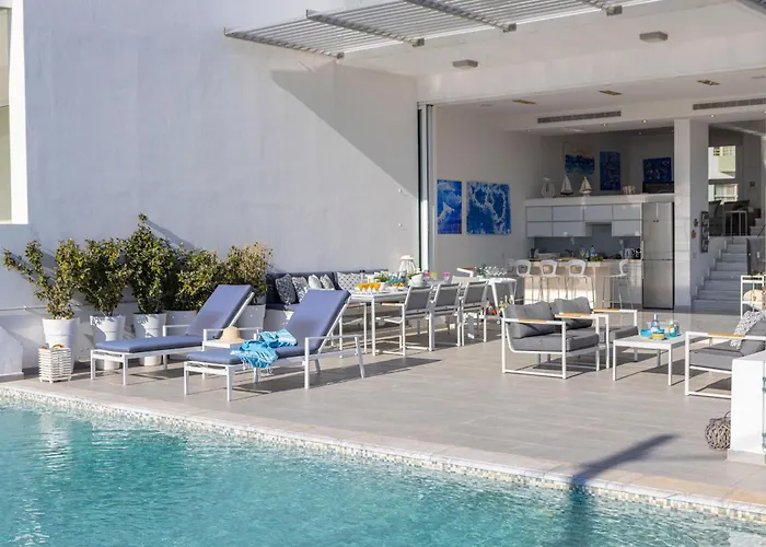 וילה Elaia Luxury Seafront פרוטאראס