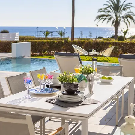 Elaia Luxury Seafront *