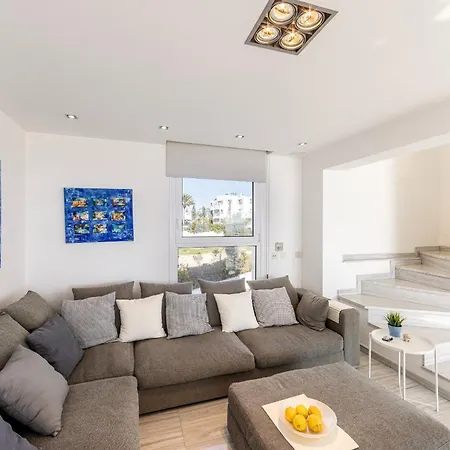 Elaia Luxury Seafront * プロタラス