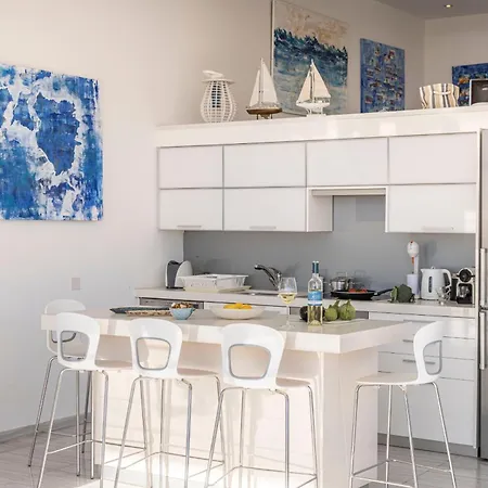 Elaia Luxury Seafront ヴィラ