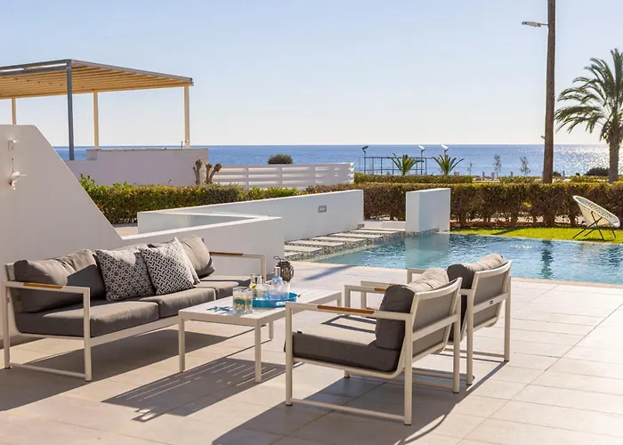 Elaia Luxury Seafront * Protaras
