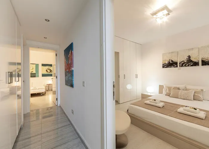 Elaia Luxury Seafront * Protaras