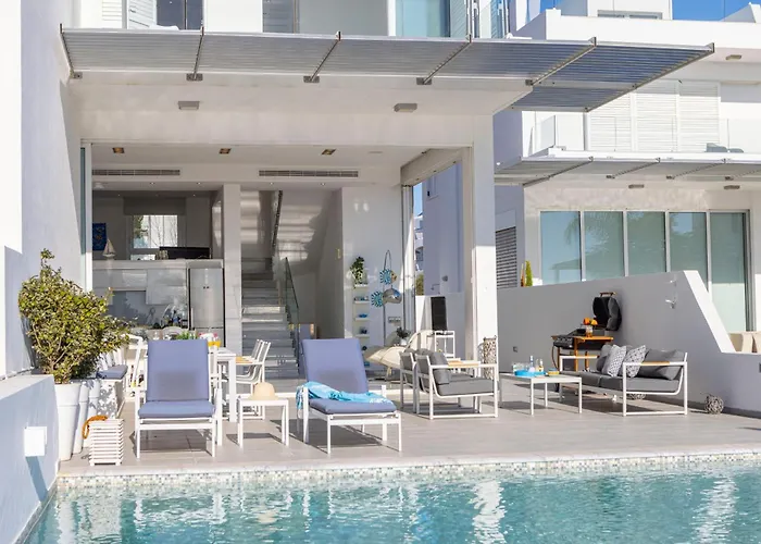 Elaia Luxury Seafront * Protaras