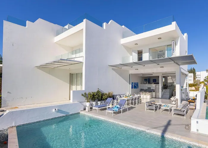 Elaia Luxury Seafront Villa *